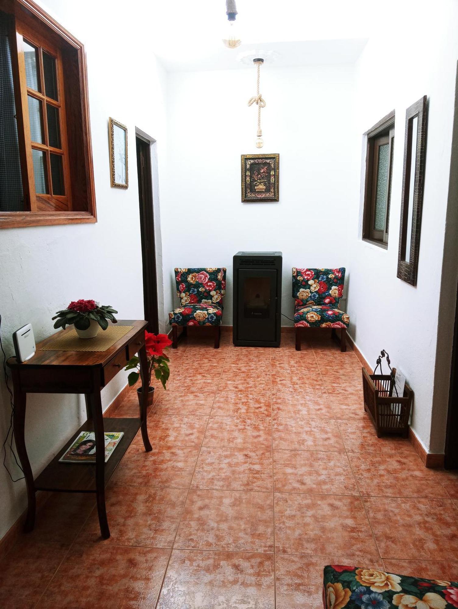 La Casa De Pa Villa Vega de San Mateo Exterior photo